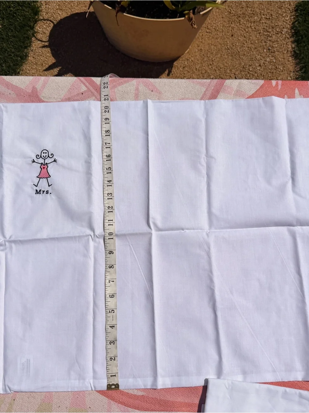 Mr. & Mrs. Pillowcases